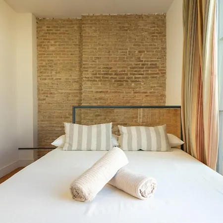 Apartment La Maestranza Charming One Or Two Bedrooms By Ocityzen